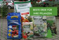 verschiedene Säcke mit Erden